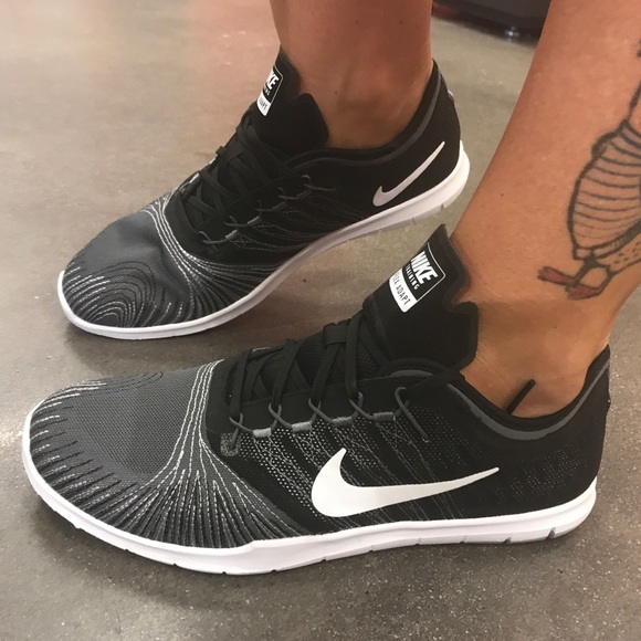🖤Classic black & white NIKE SHOES - Picture 3 of 8